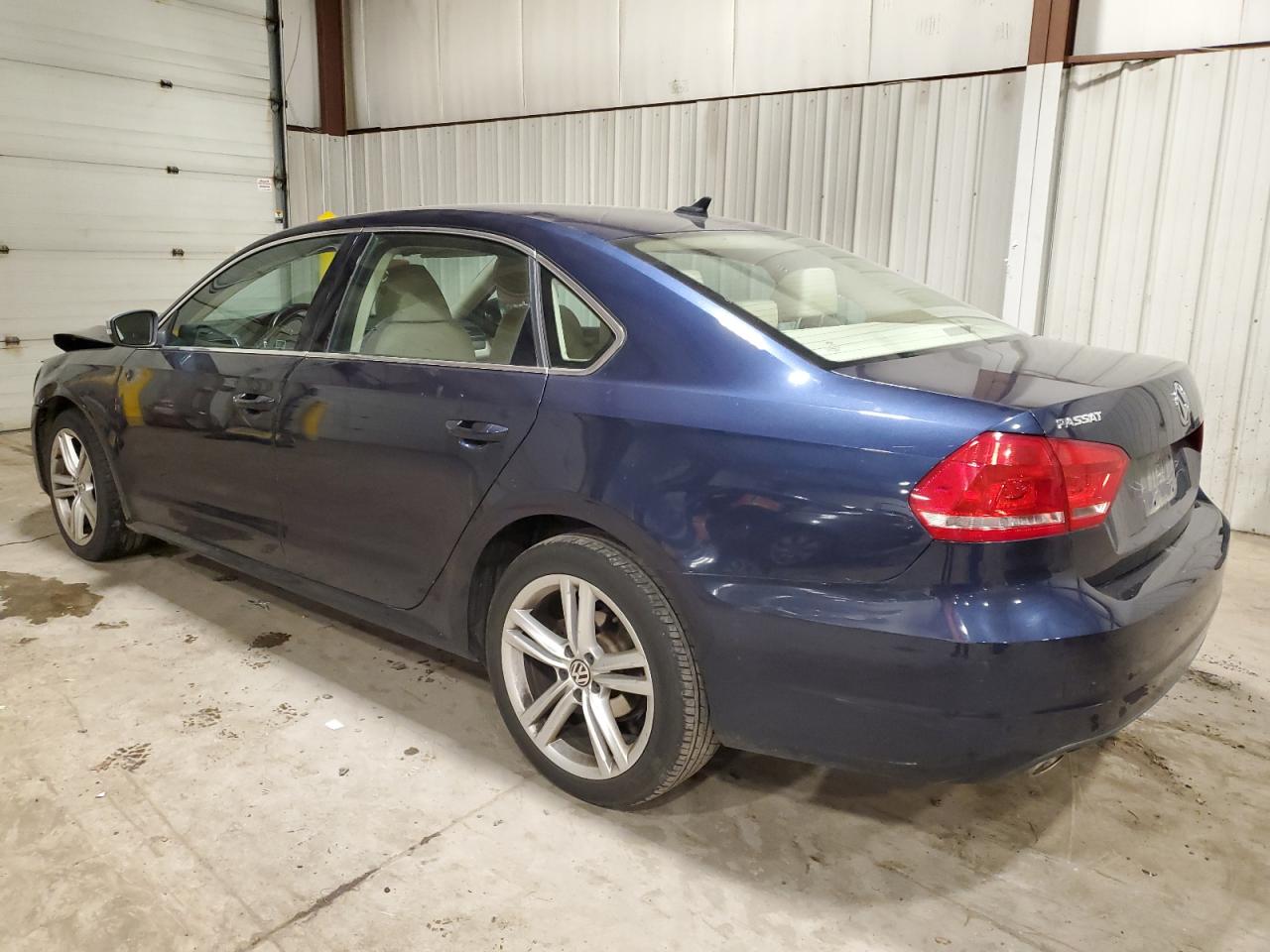 1VWBV7A34FC019117 2015 VOLKSWAGEN PASSAT - Image 2