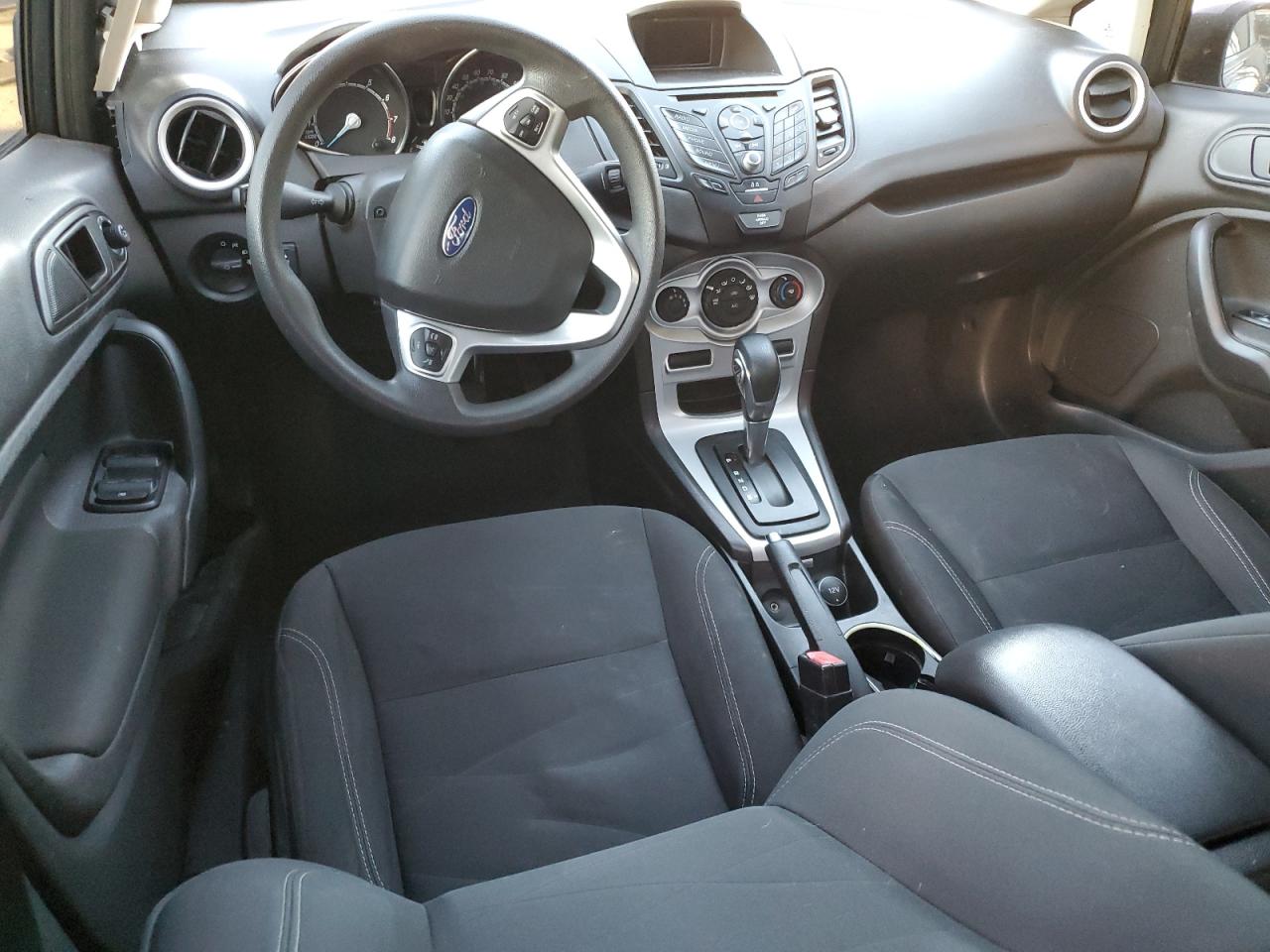 2018 Ford Fiesta - Image 8