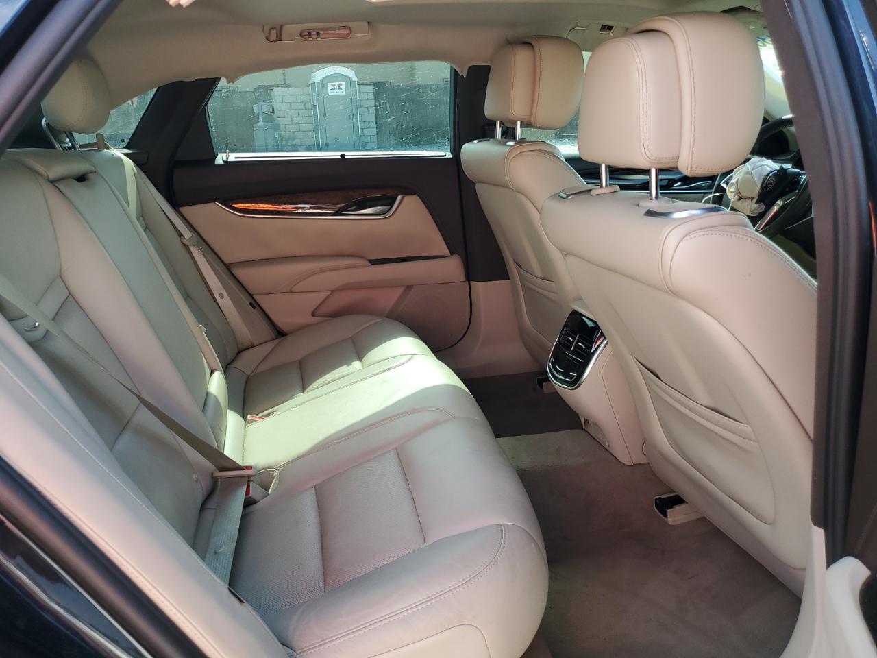 2014 Cadillac XTS - Image 10