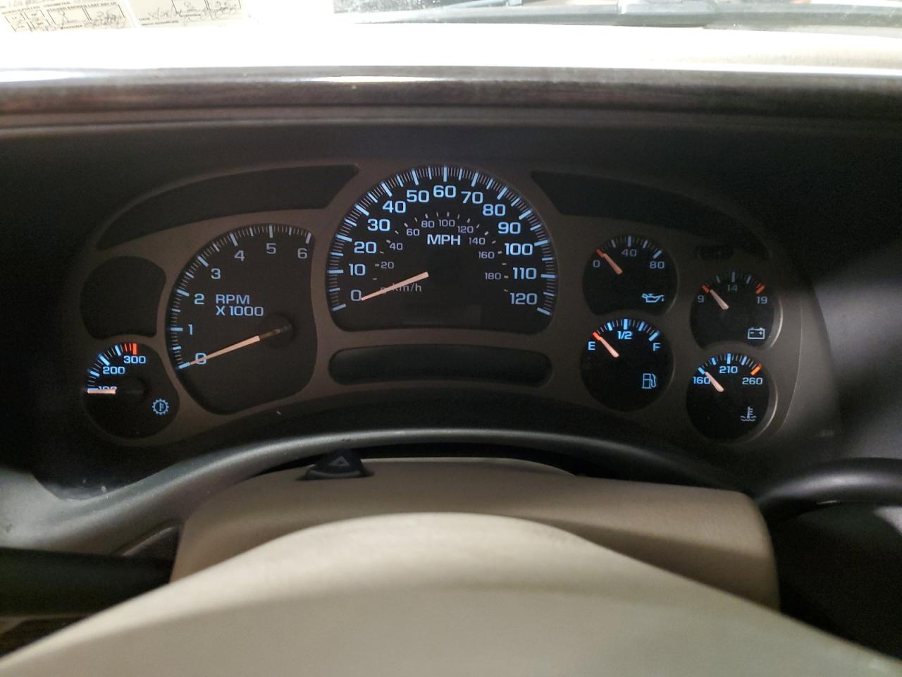 2005 GMC Yukon - Image 9