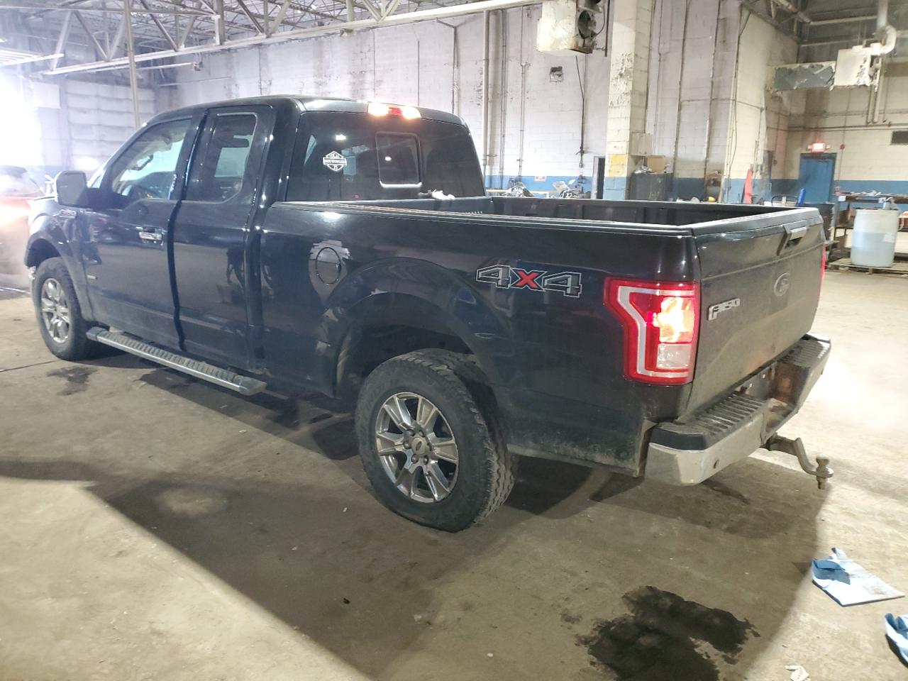 2015 Ford F-150 - Image 2