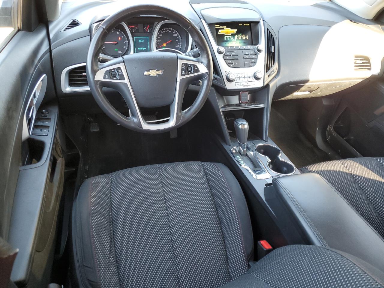2016 Chevrolet Equinox - Image 8