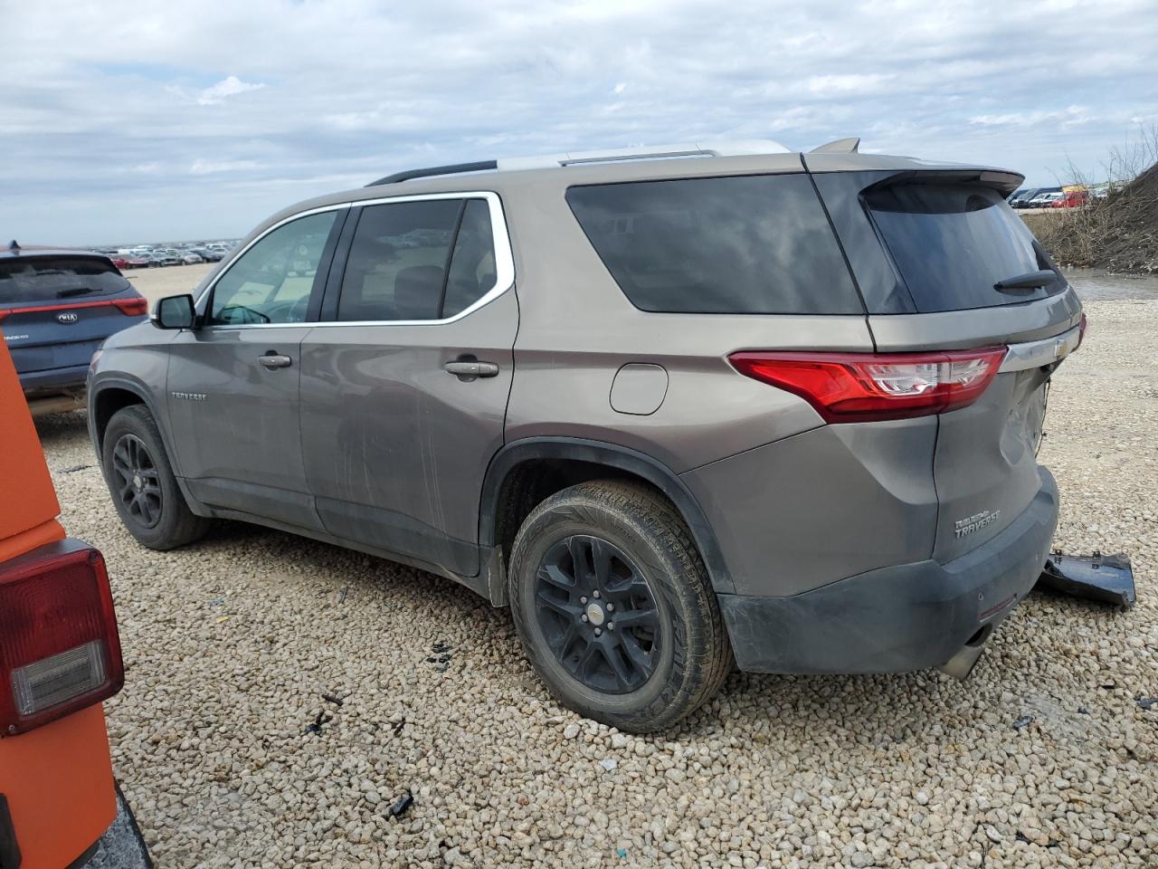 2018 Chevrolet Traverse - Image 2