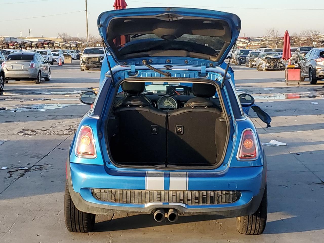 2009 MINI Cooper - Image 6