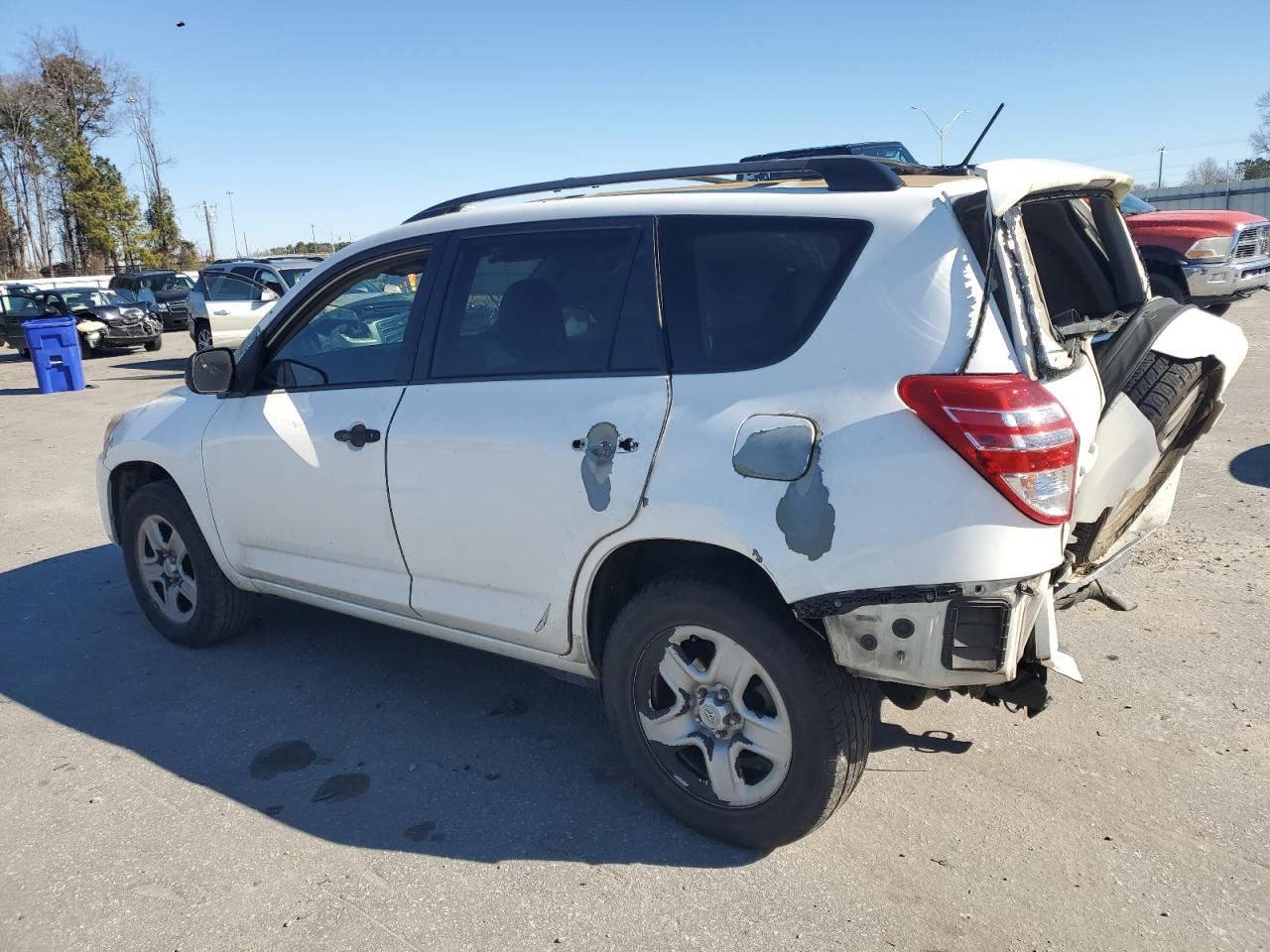 2012 Toyota RAV 4 - Image 2