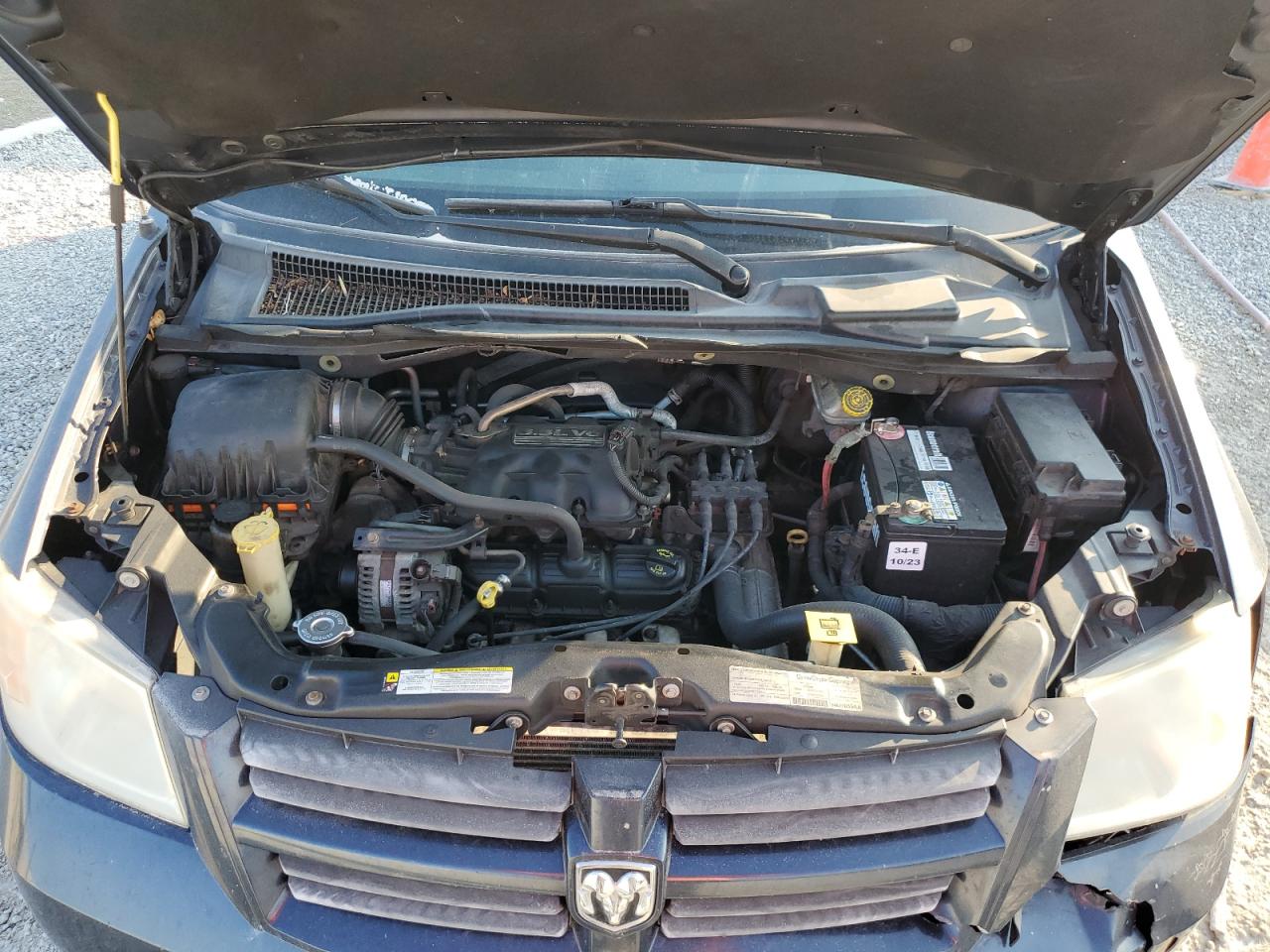 2008 Dodge Caravan - Image 12