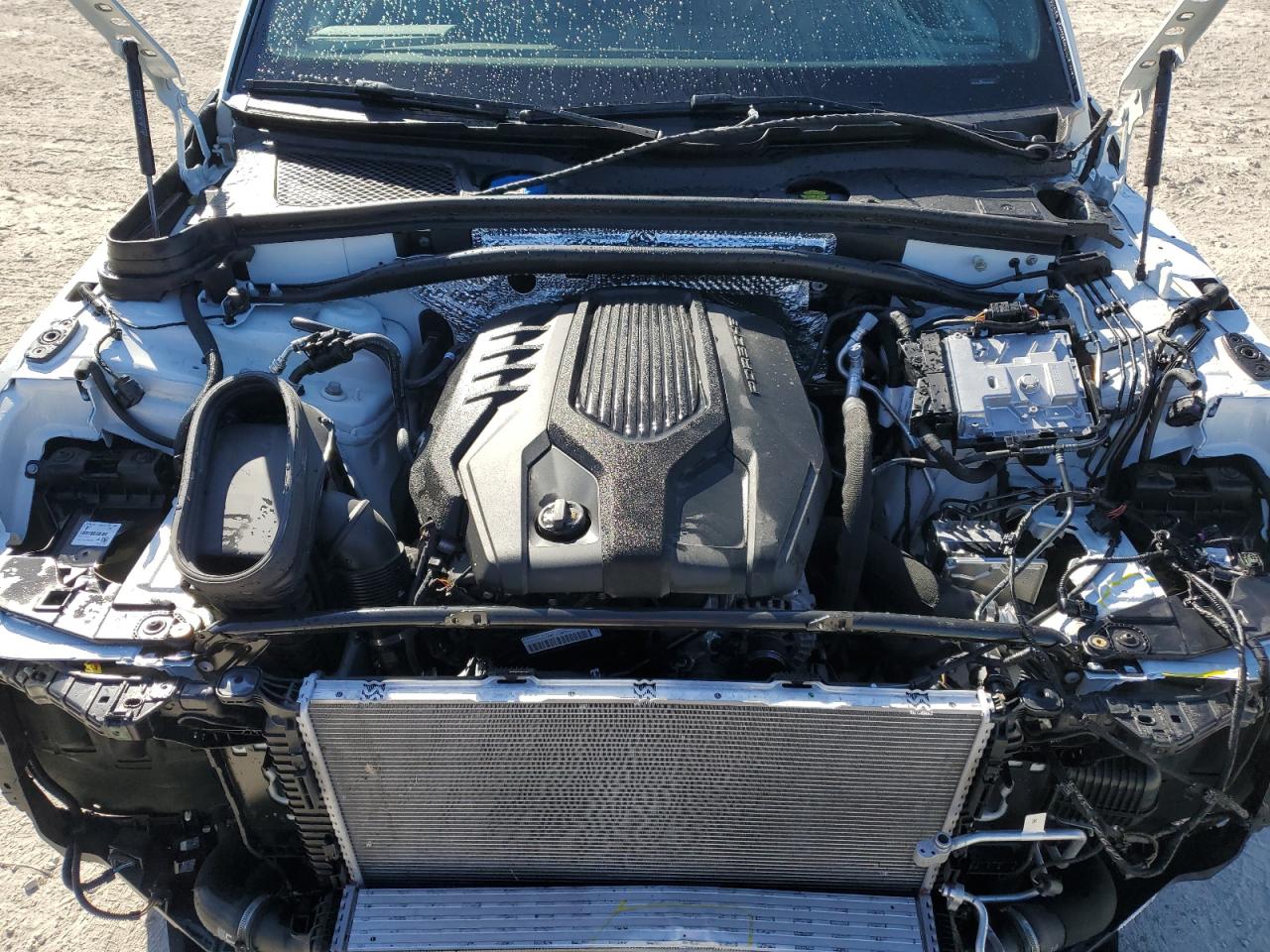 2024 Porsche Macan - Image 12