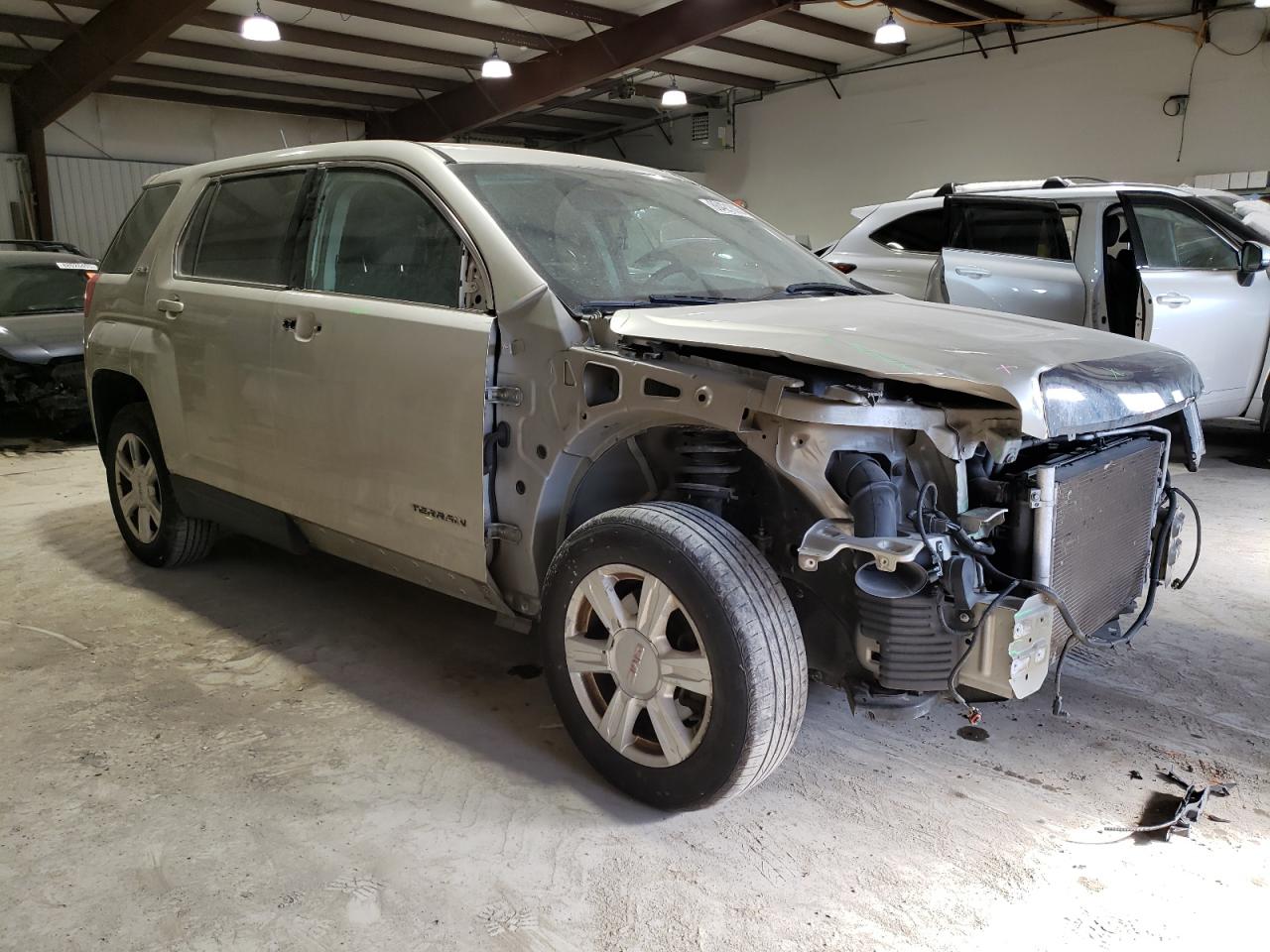 2015 GMC Terrain - Image 4
