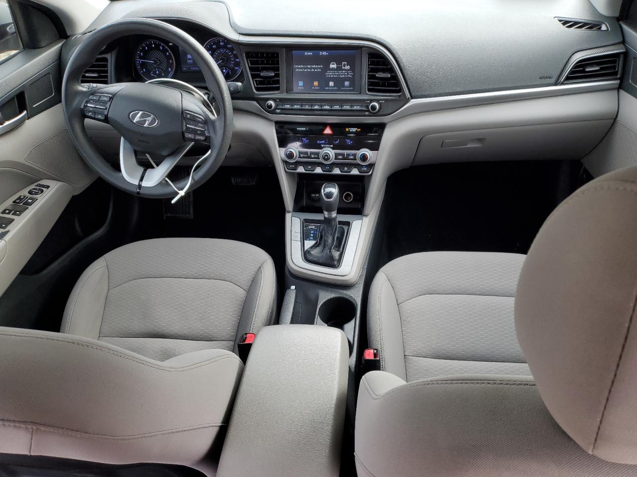 2020 Hyundai Elantra - Image 8