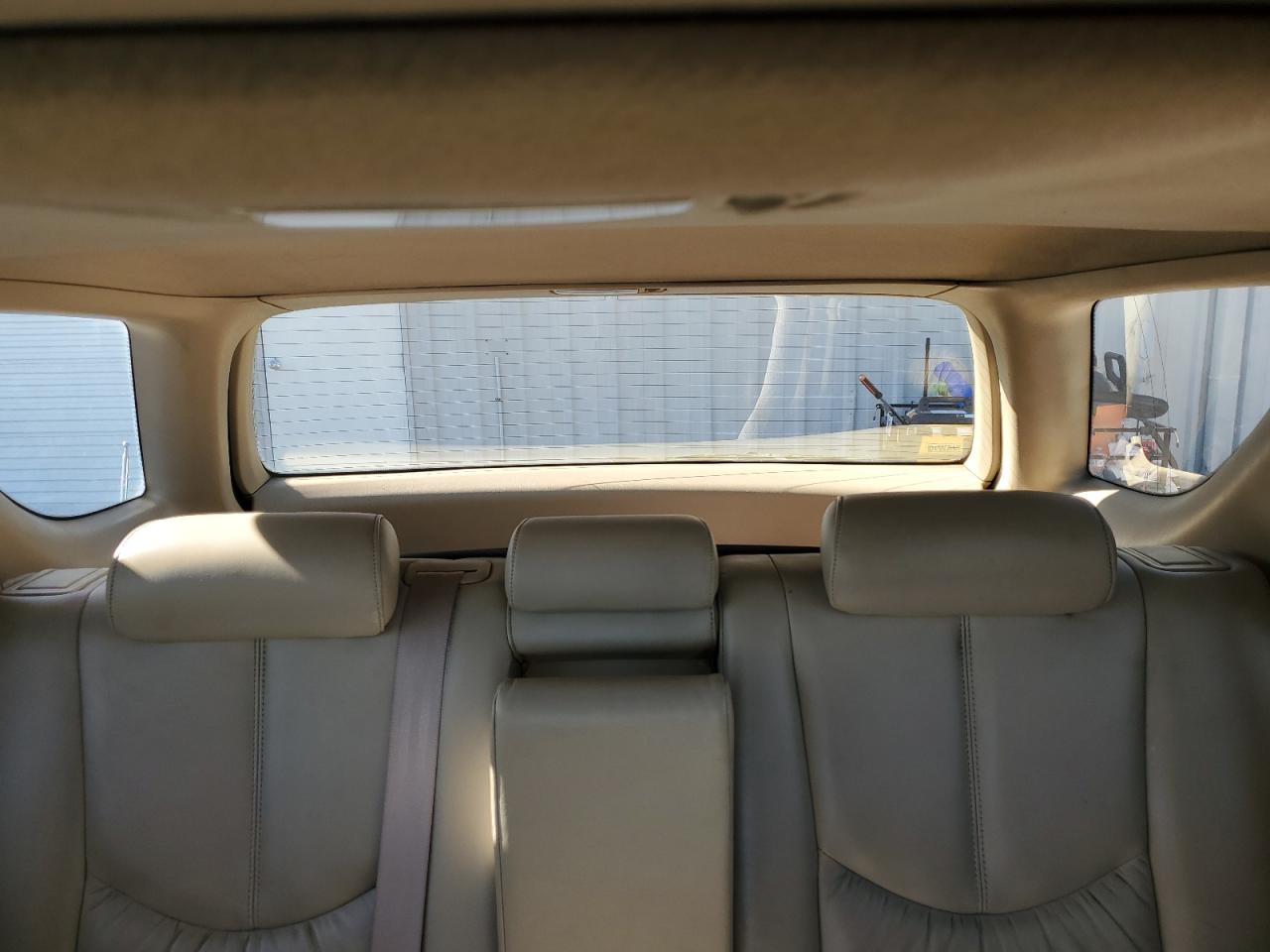 2001 Lexus RX - Image 10