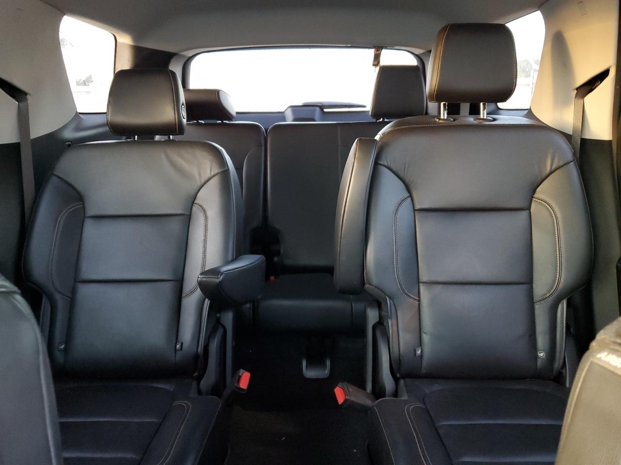 2018 Chevrolet Traverse - Image 10