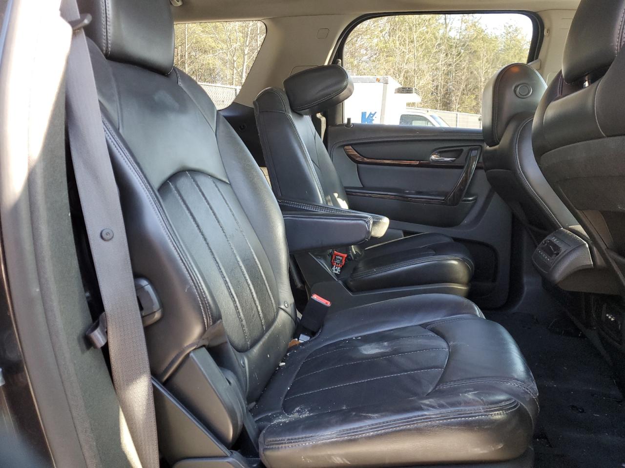 2013 GMC Acadia - Image 11