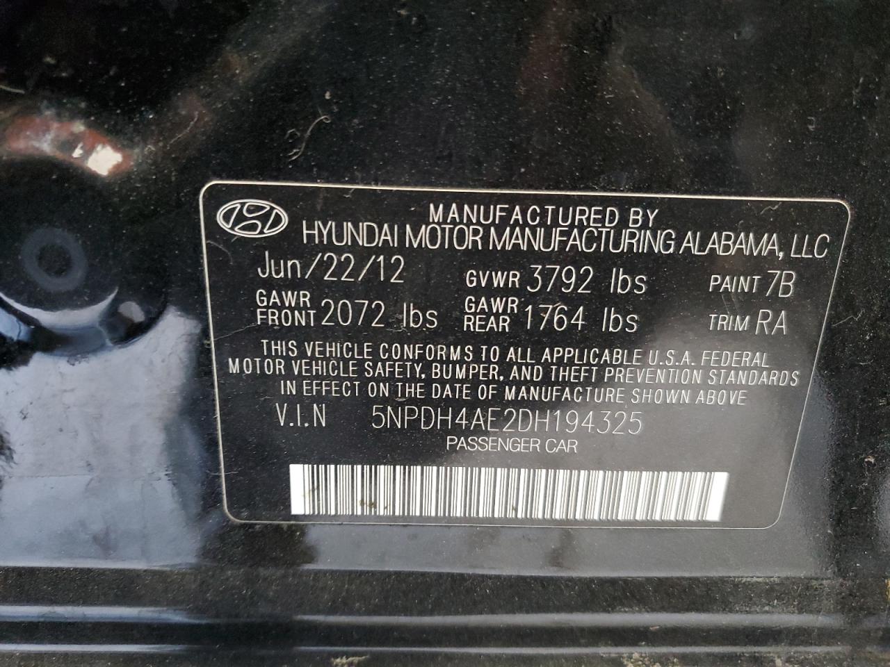 2013 Hyundai Elantra - Image 13