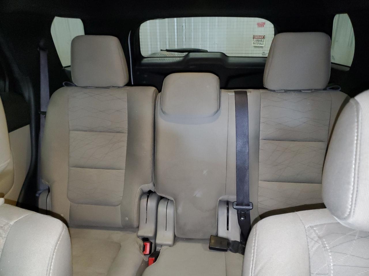 2013 Ford Explorer - Image 10