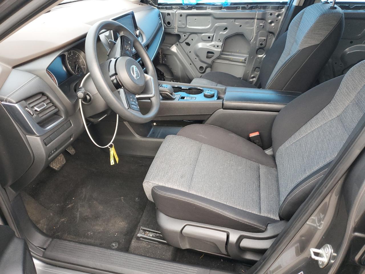 2021 Nissan Rogue - Image 7