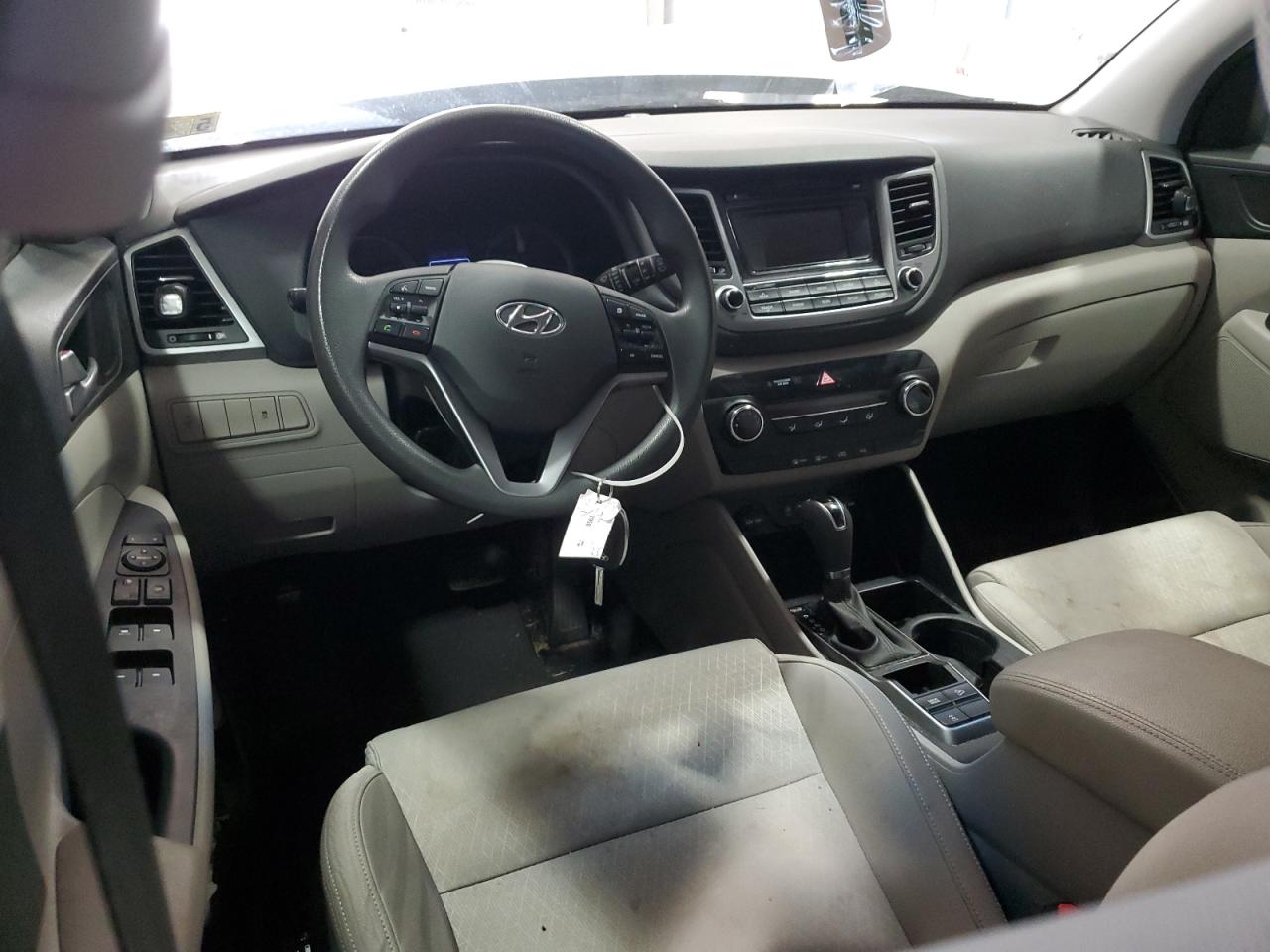 2016 Hyundai Tucson - Image 8
