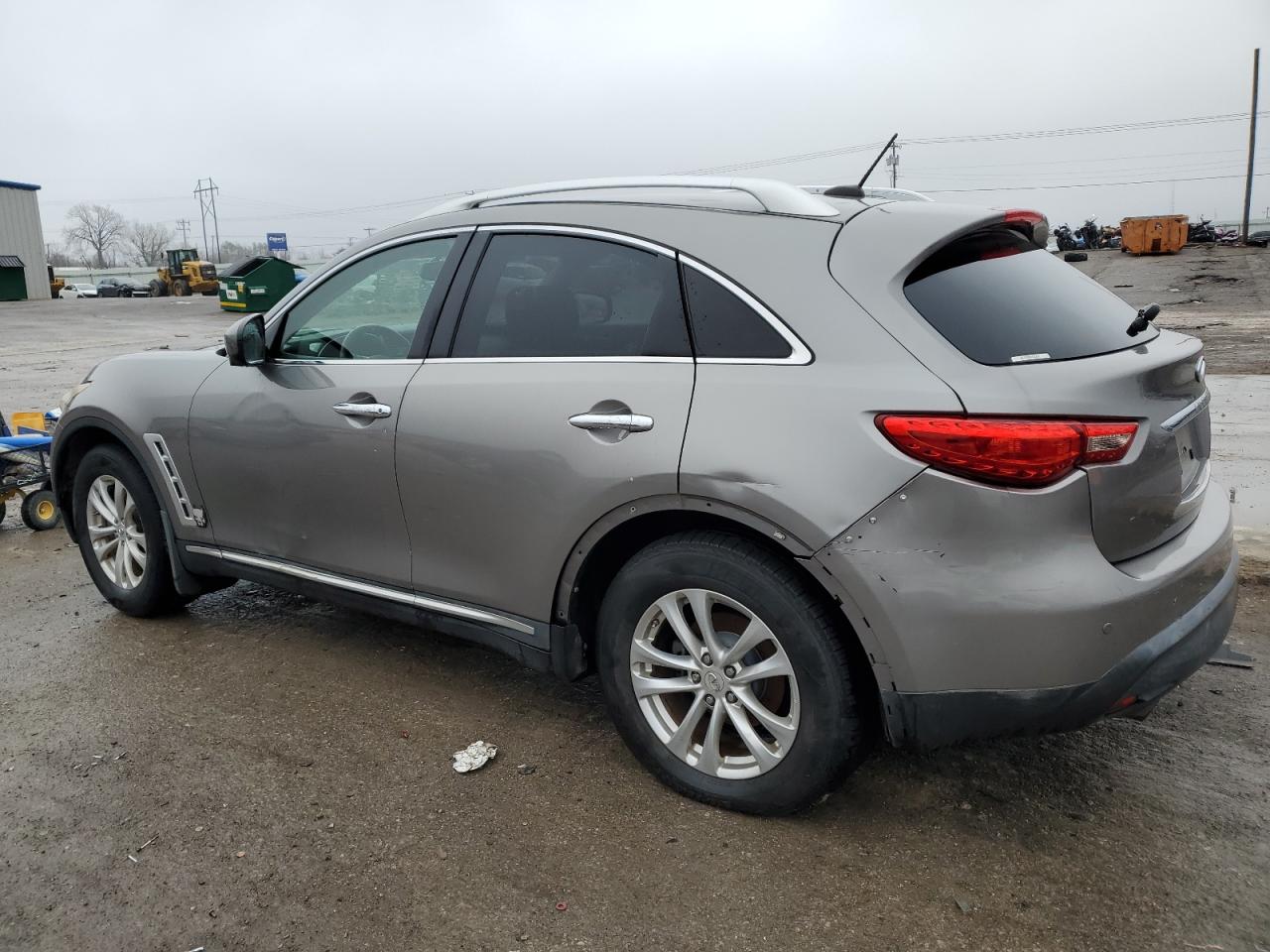 2011 Infiniti FX - Image 2