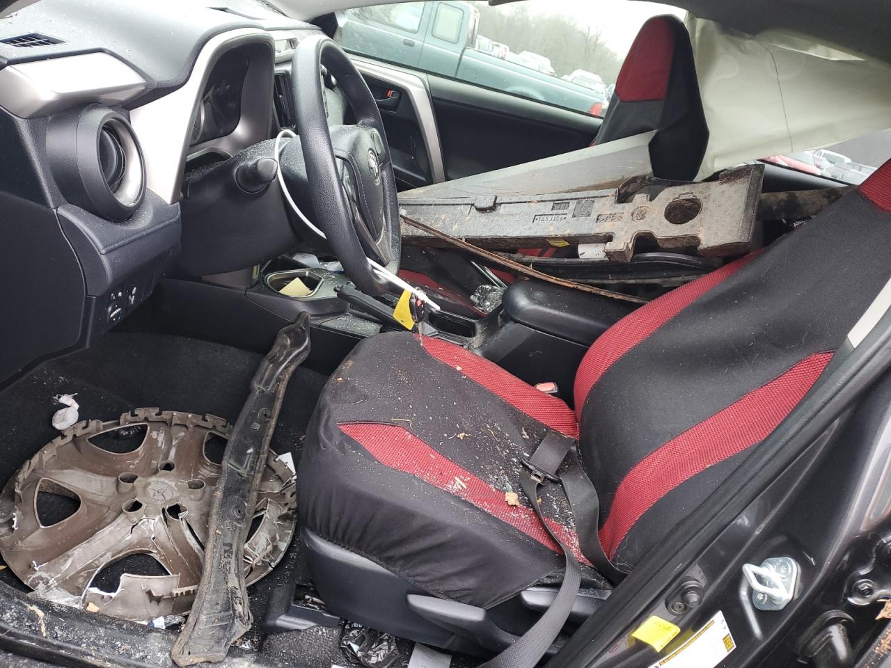 2016 Toyota RAV 4 - Image 7