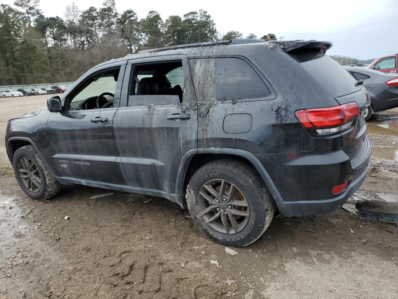 2016 Jeep Grand Cherokee - Image 2
