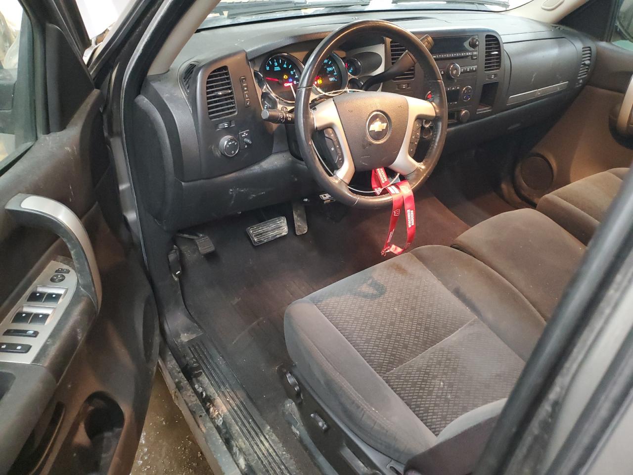 2008 Chevrolet Silverado - Image 8