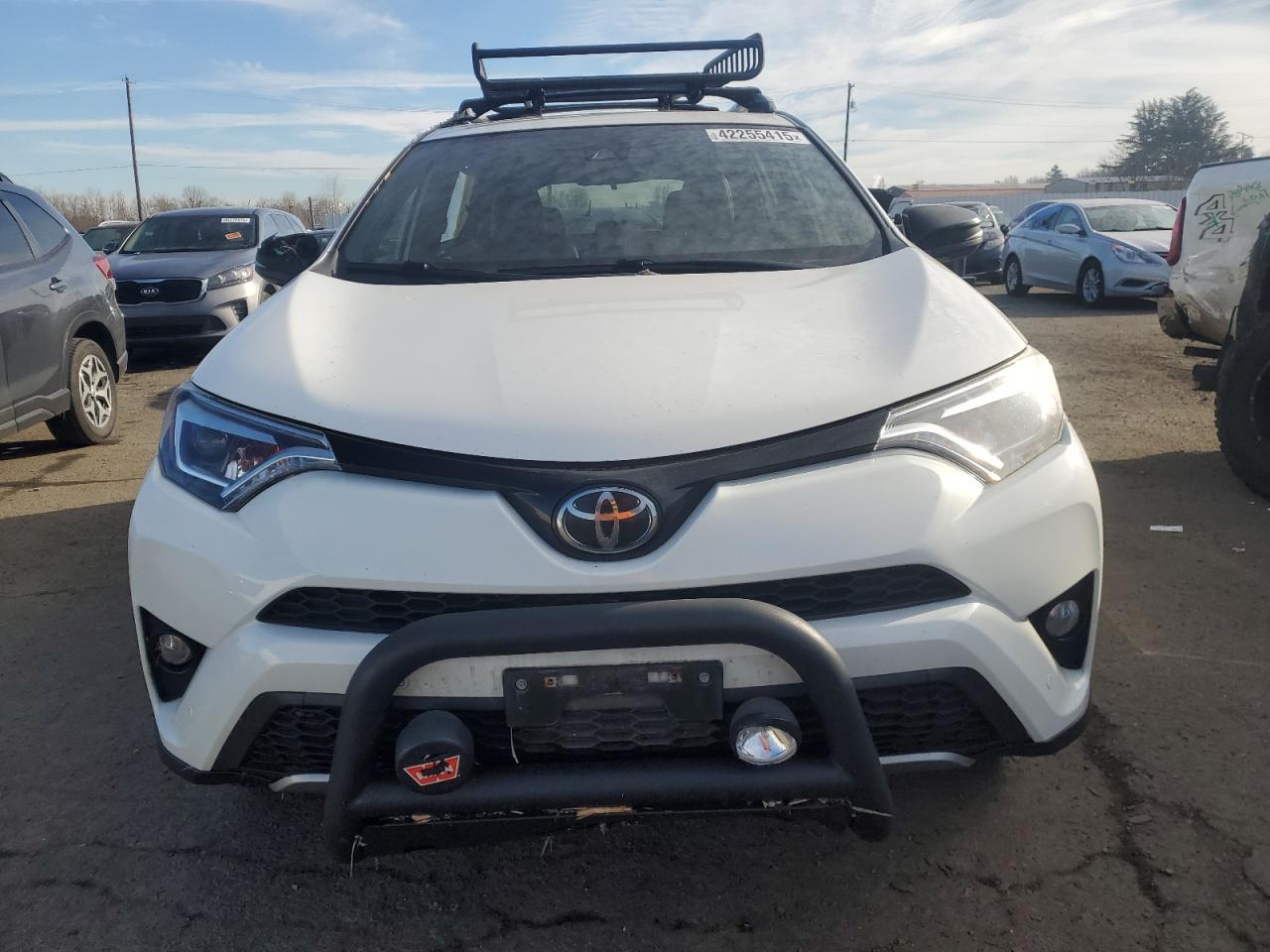 2017 Toyota RAV 4 - Image 5