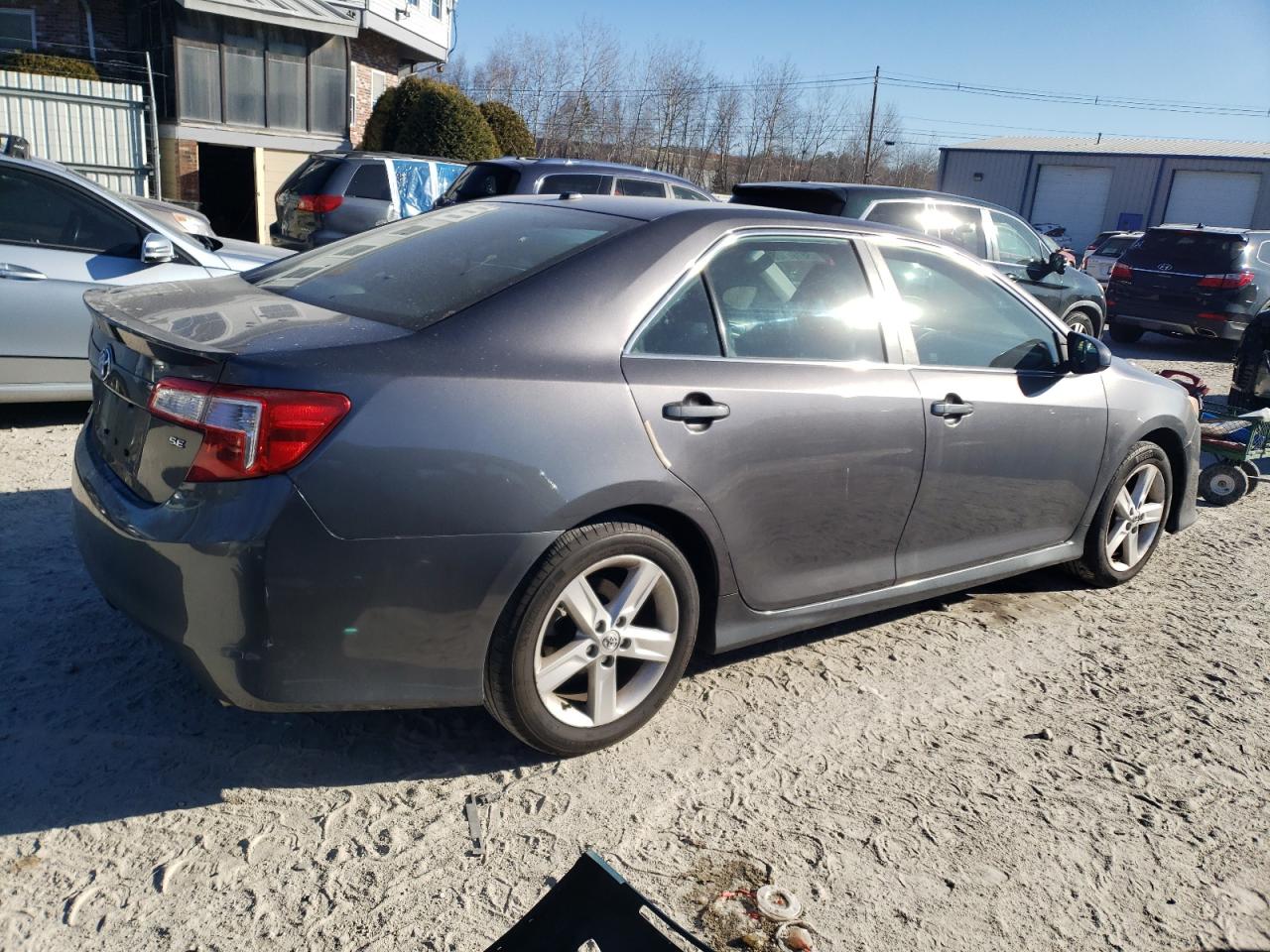 VIN 4T1BF1FK5DU725433 2013 TOYOTA CAMRY no.3