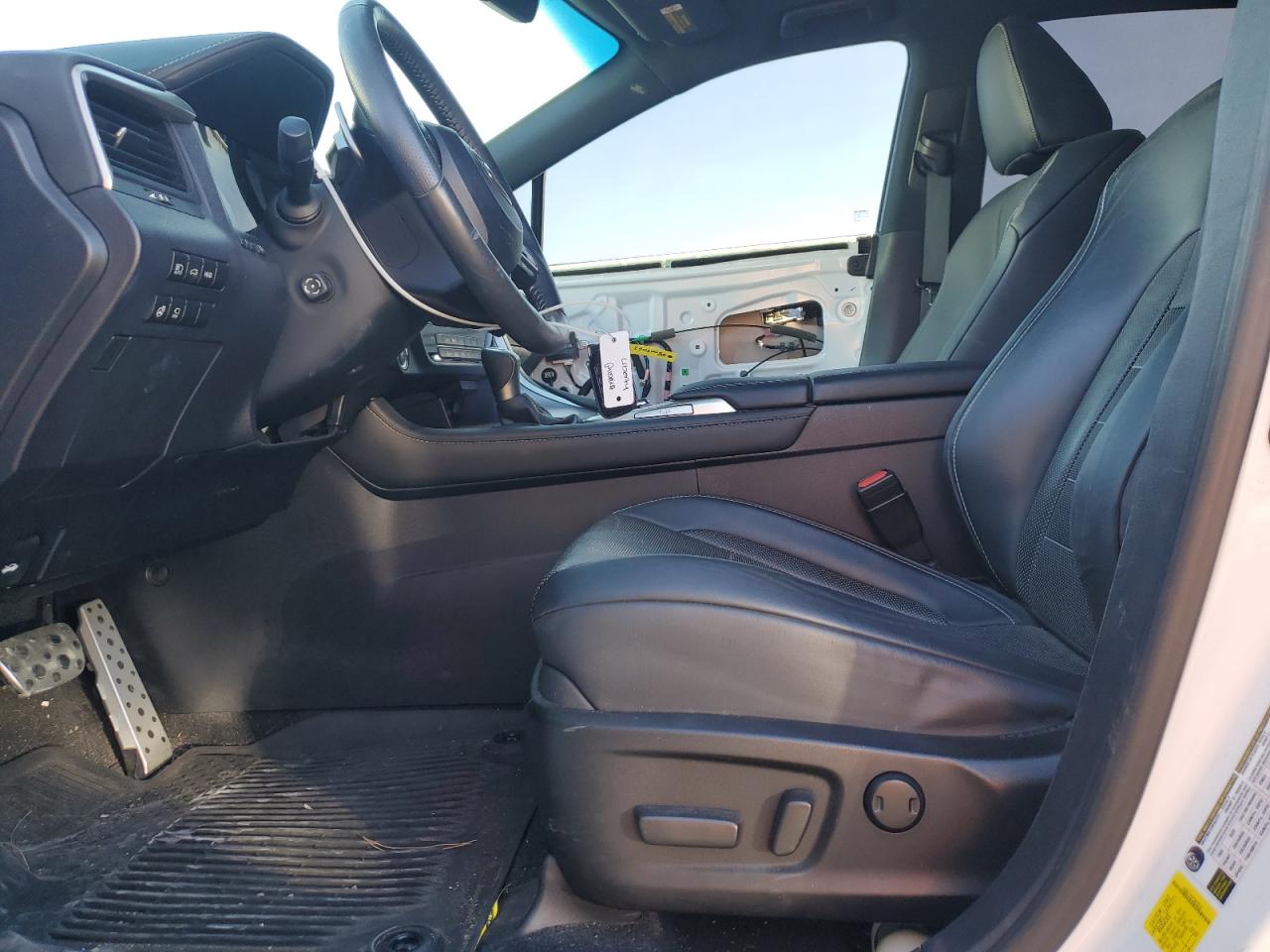 2019 Lexus RX - Image 7
