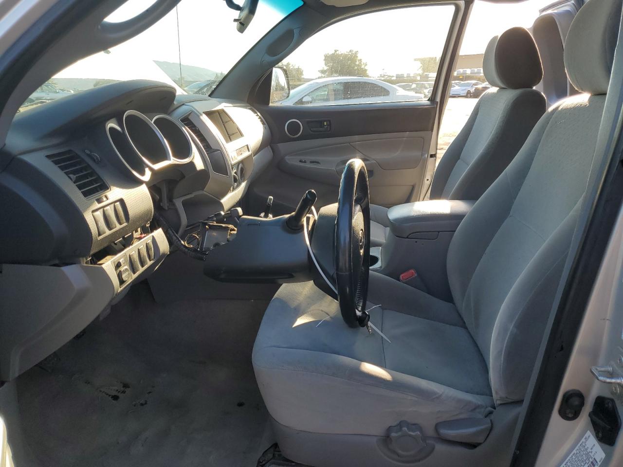 2006 Toyota Tacoma - Image 7