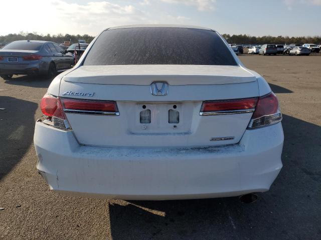 Седаны HONDA ACCORD 2012 Белый