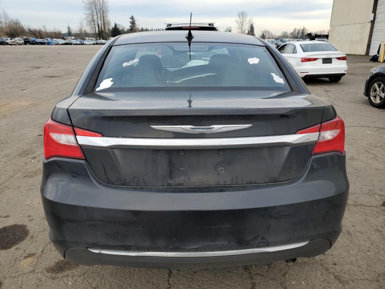 2012 Chrysler 200 - Image 6