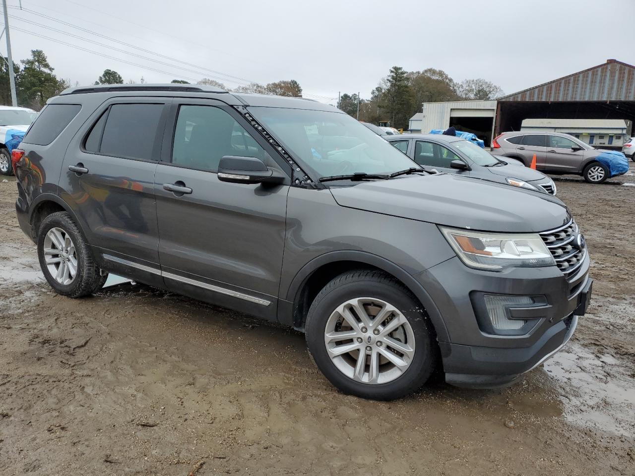 2016 Ford Explorer - Image 4