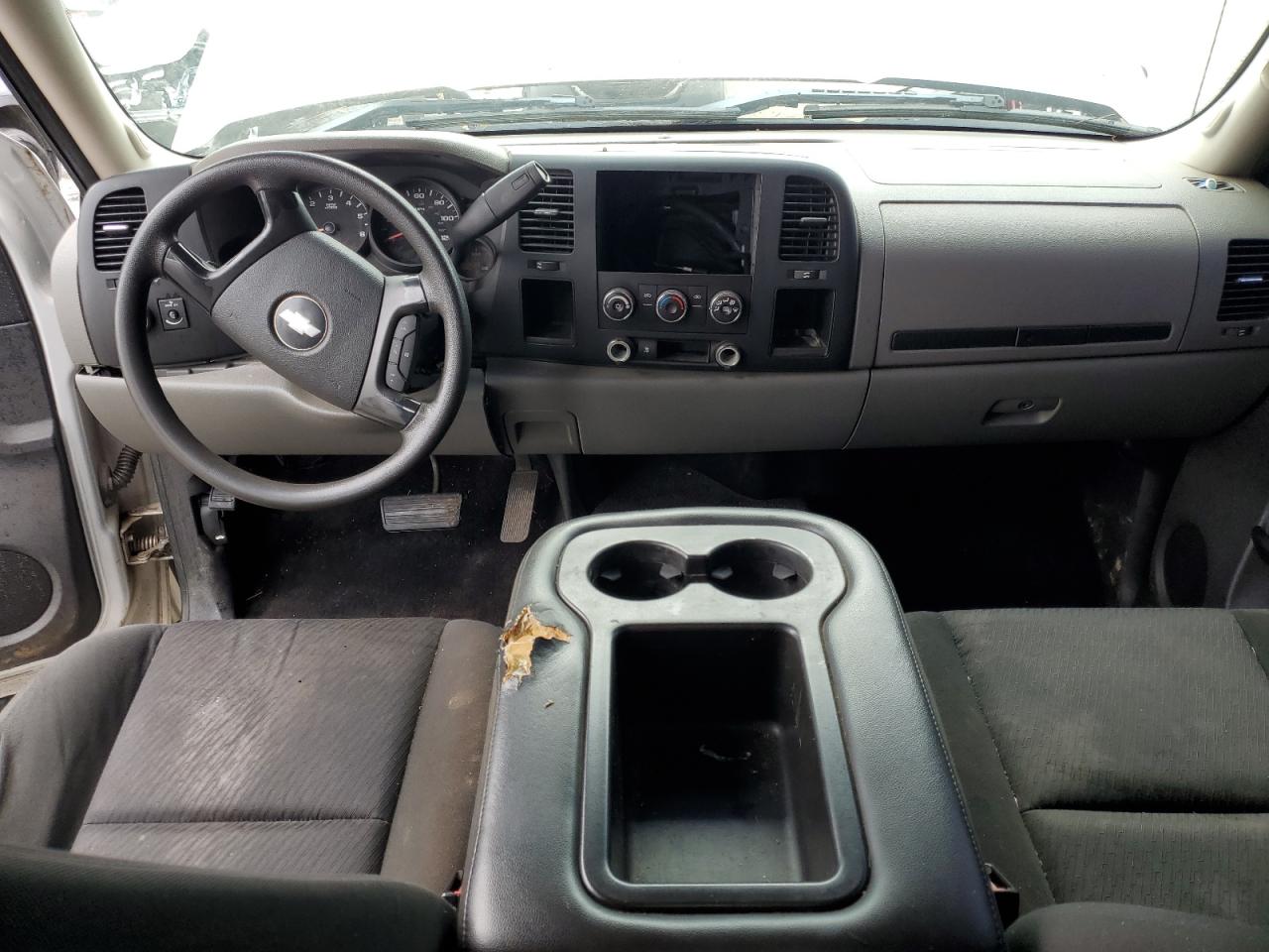 2010 Chevrolet Silverado - Image 8