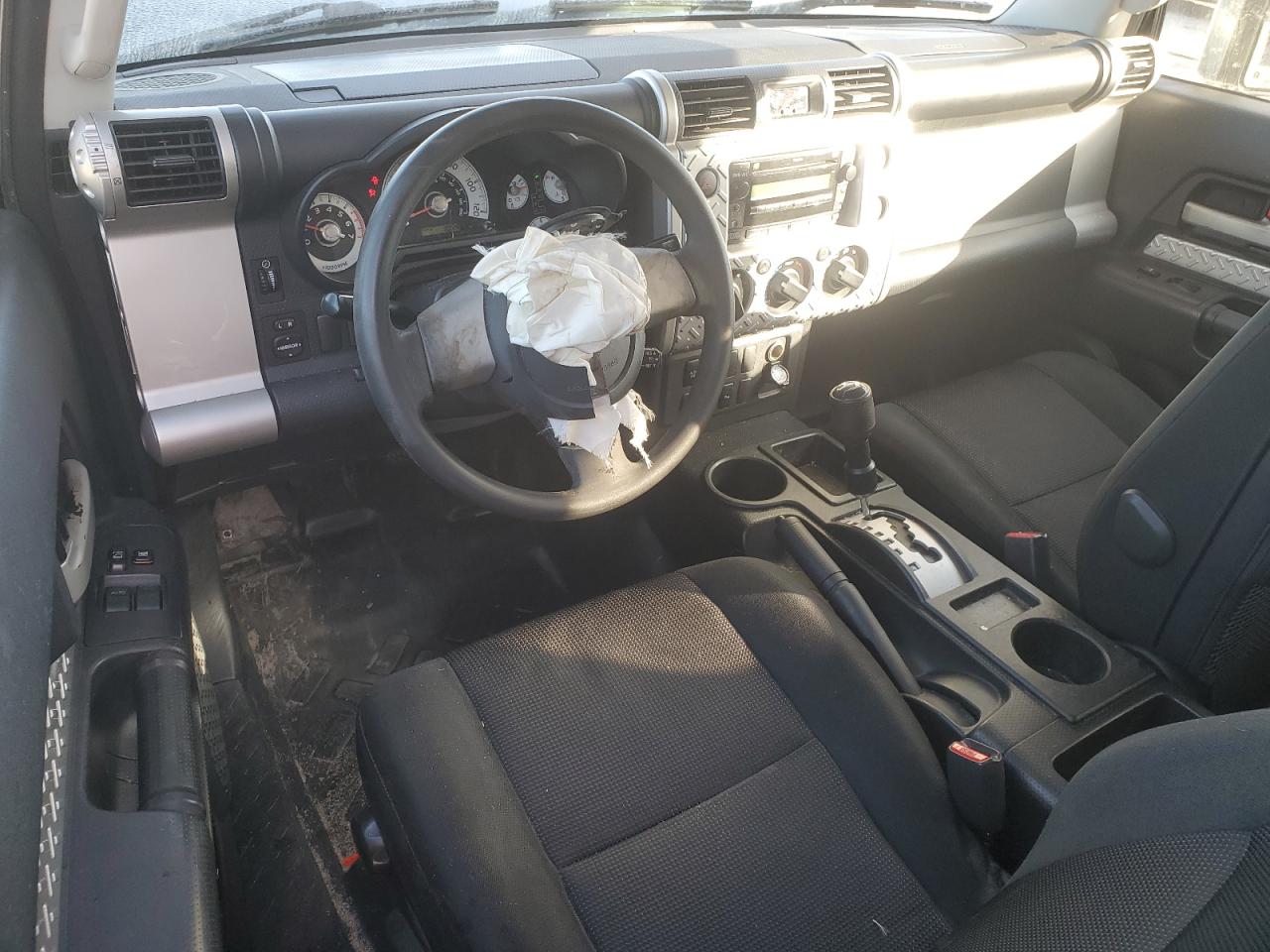 2007 Toyota FJ Cruiser - Image 8