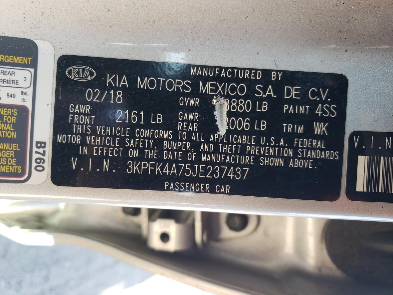 2018 Kia Forte - Image 12