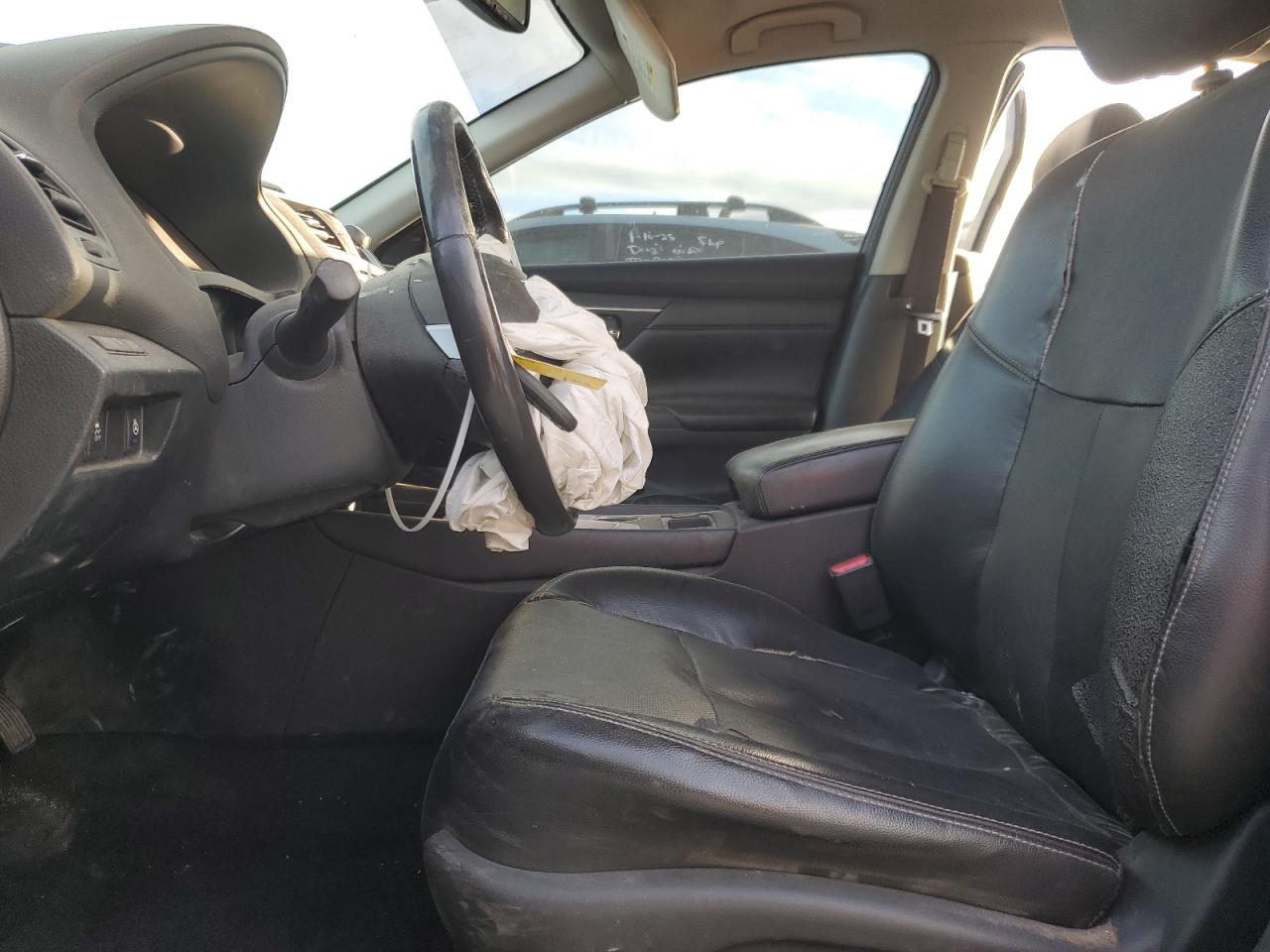 2016 Nissan Altima - Image 7