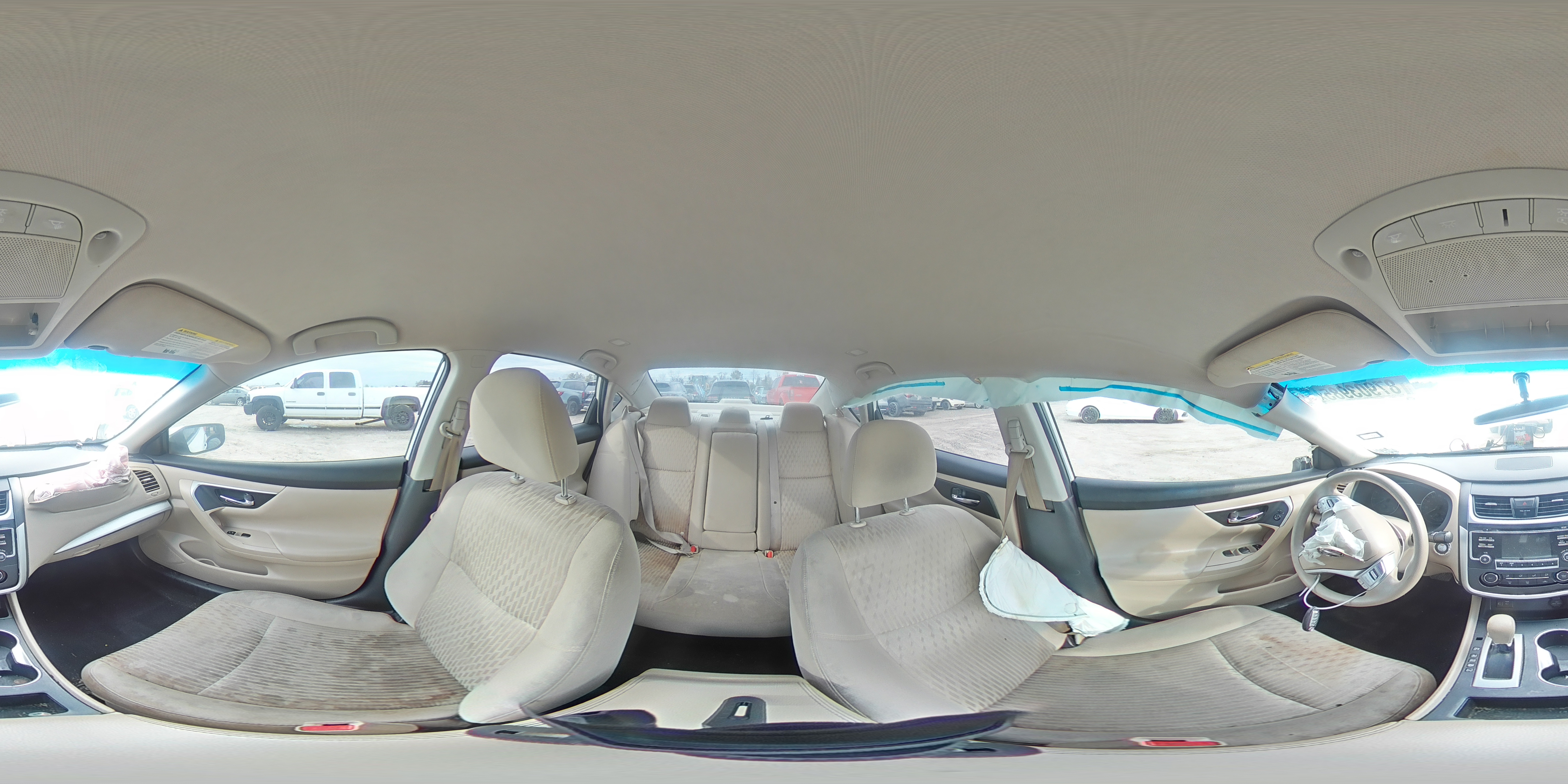 2017 Nissan Altima - Image 12