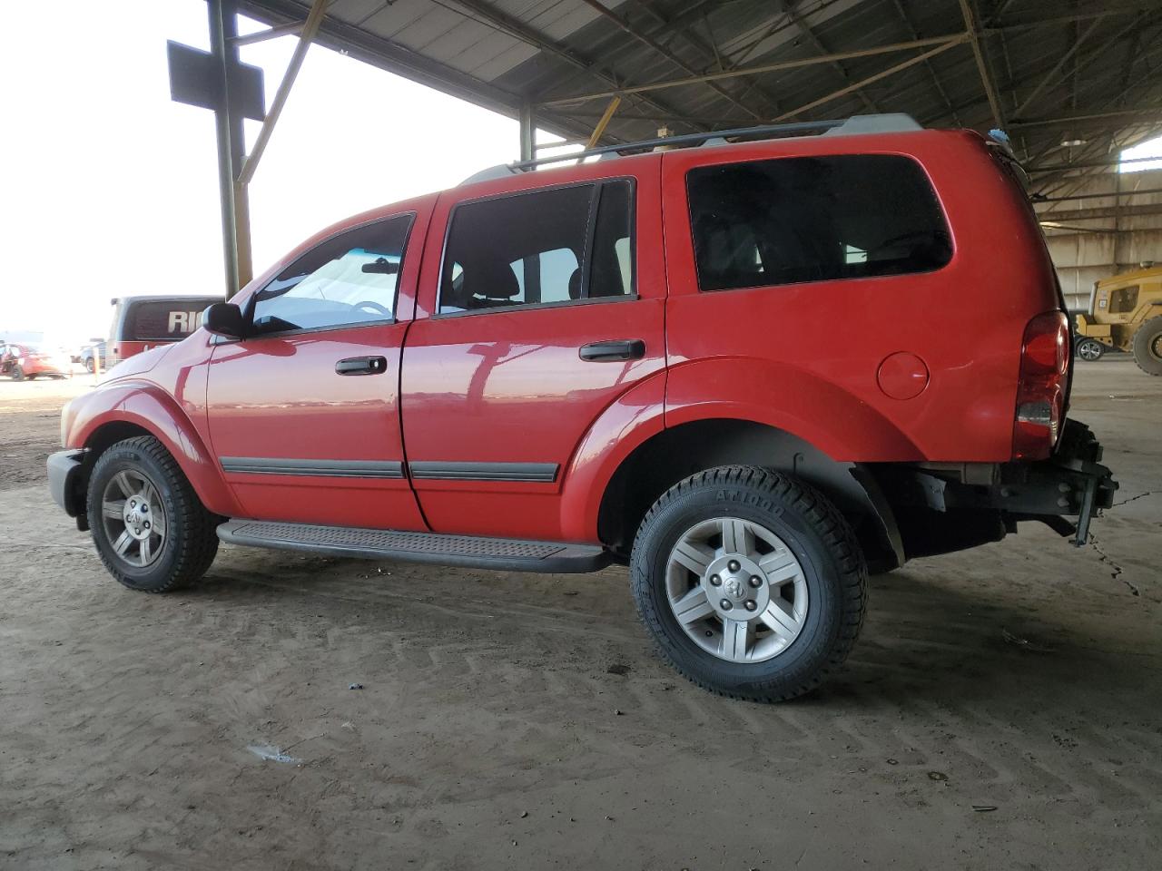 2005 Dodge Durango - Image 2