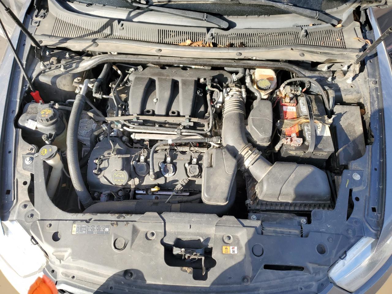 2016 Ford Taurus - Image 11