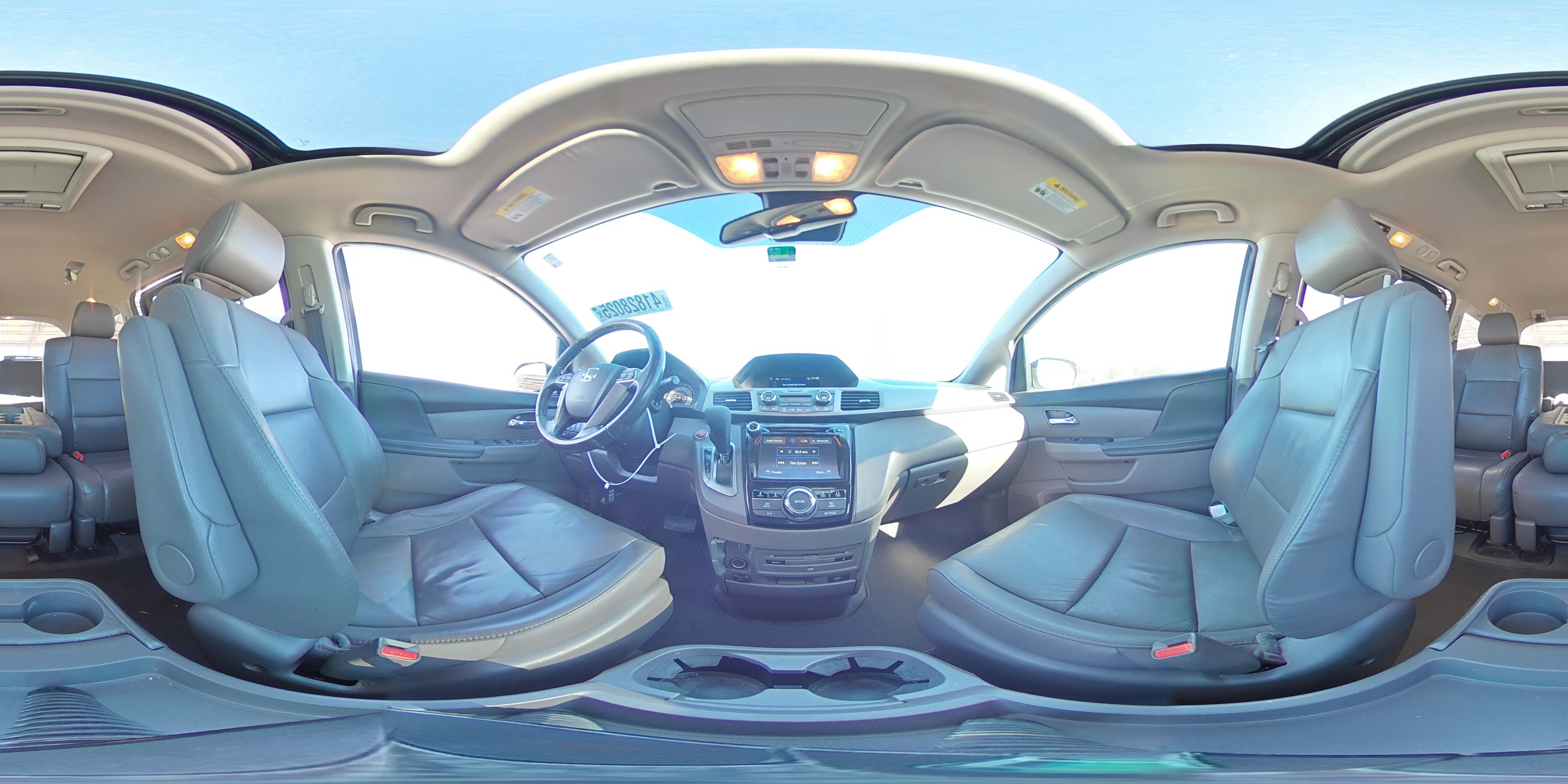 2015 Honda Odyssey - Image 13