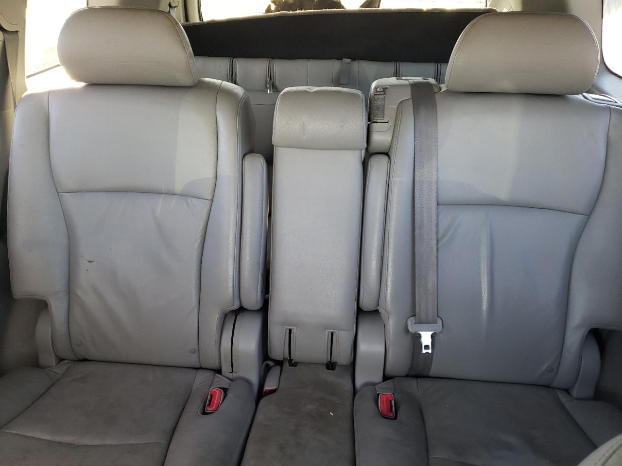 2010 Toyota Highlander - Image 10