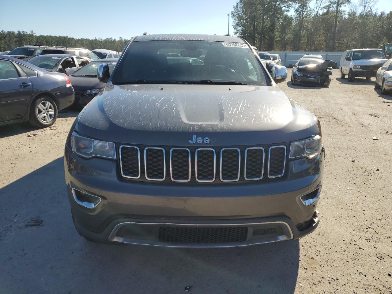 2017 Jeep Grand Cherokee - Image 5