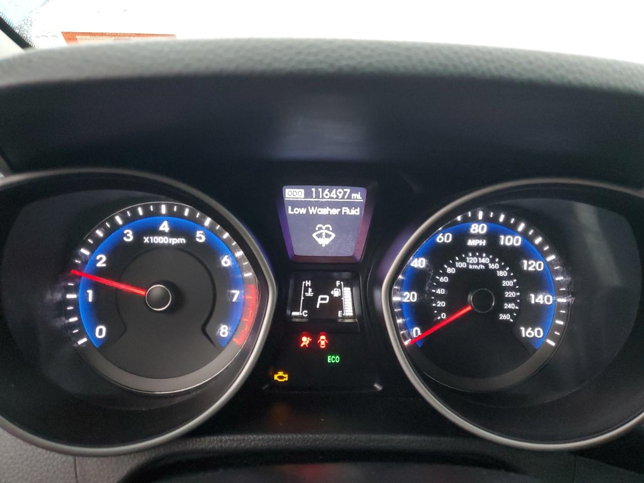 2017 Hyundai Elantra - Image 9