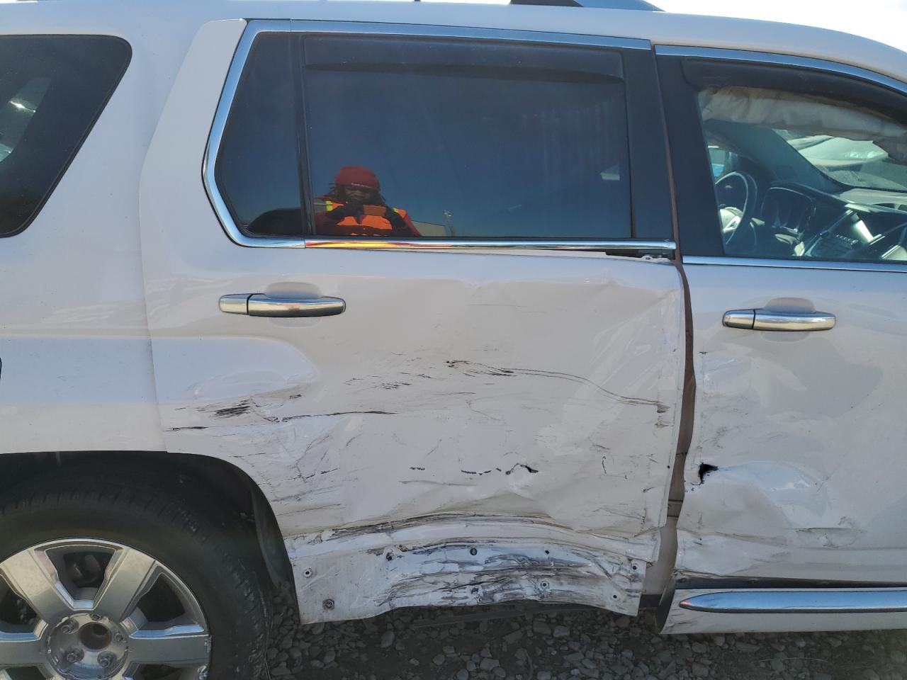 2015 GMC Terrain - Image 11