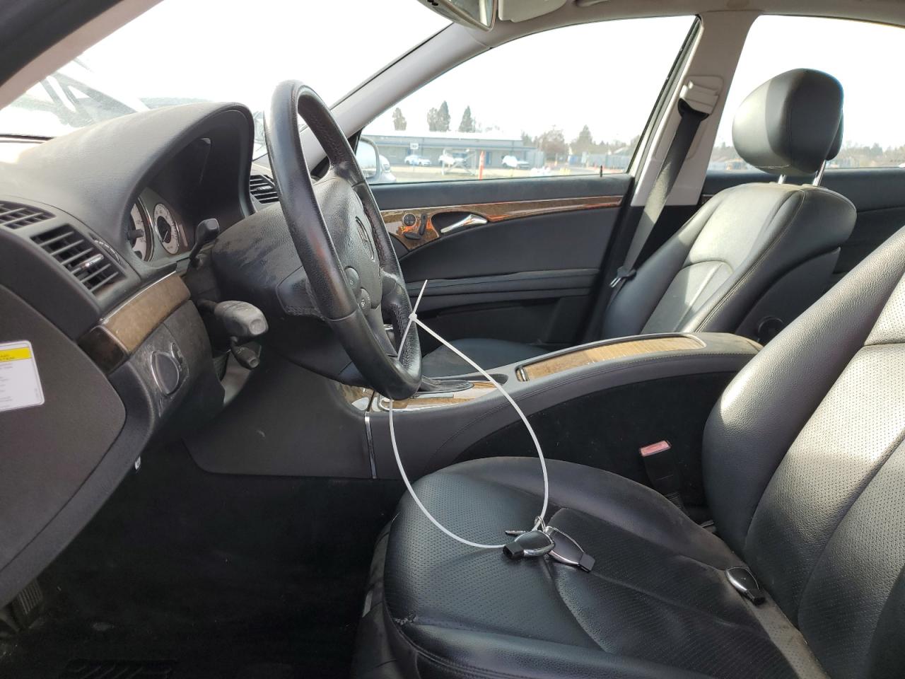 2007 Mercedes-Benz E 350 VIN: WDBUF56X37A992235 Lot: 87336294