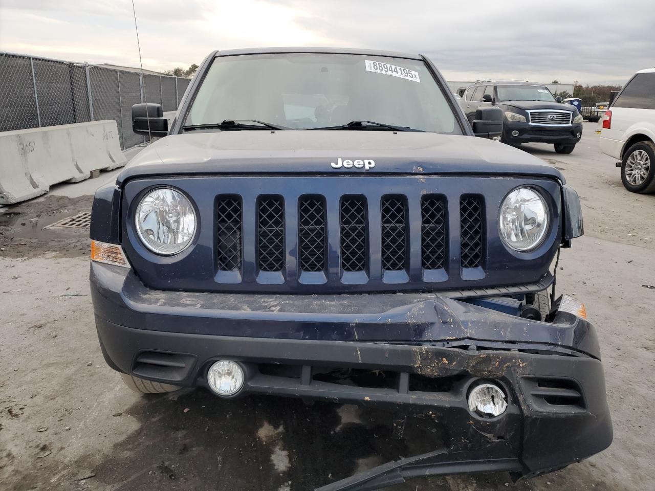2014 Jeep Liberty (Patriot) - Image 5