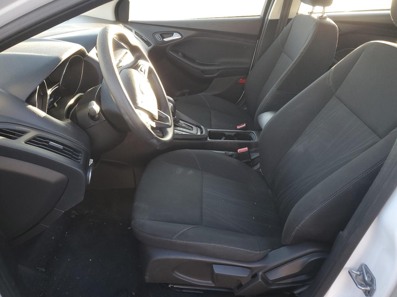 2017 Ford Focus - Image 7