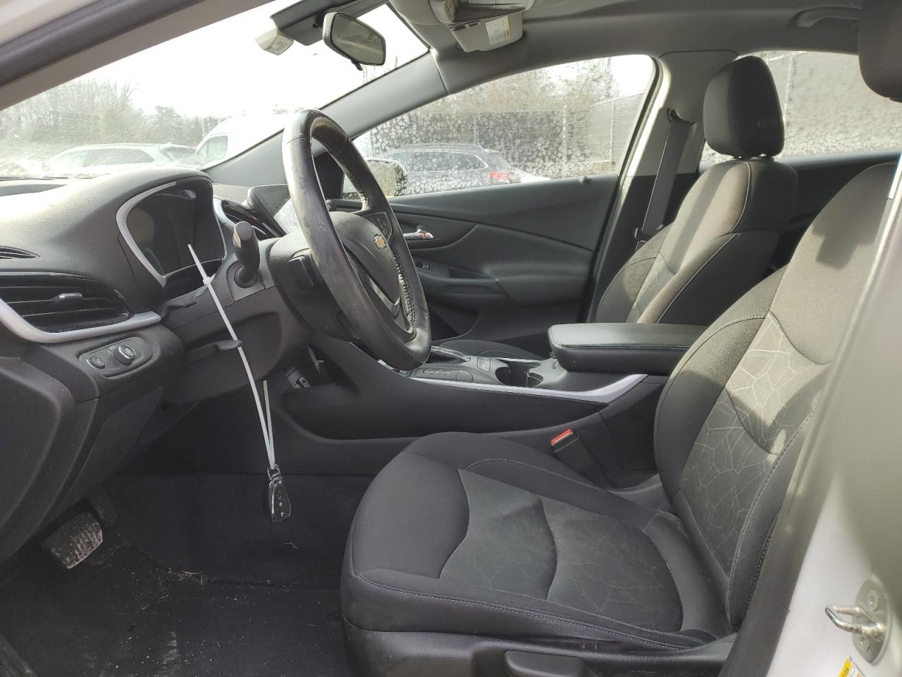 2017 Chevrolet Volt - Image 7