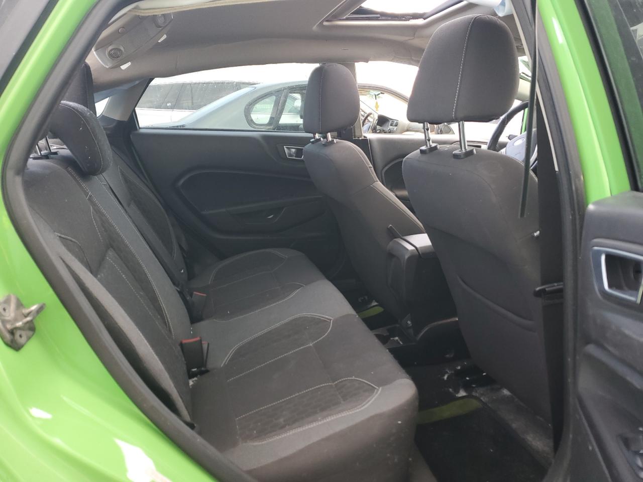 2014 Ford Fiesta - Image 10