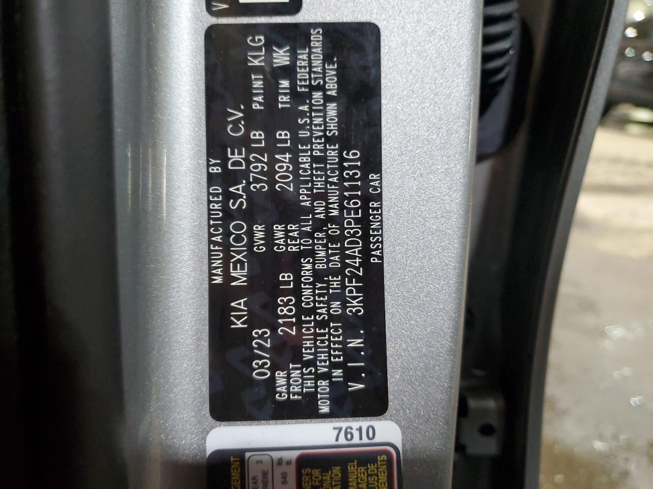 2023 Kia Forte - Image 13