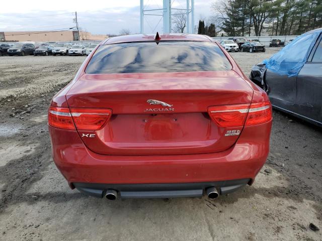  JAGUAR XE 2017 Красный